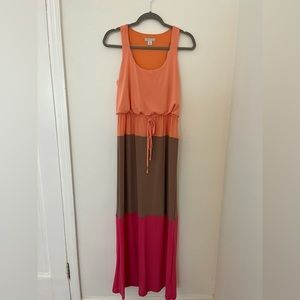 Block Maxi dress with razor back and tie waist. Size 6.